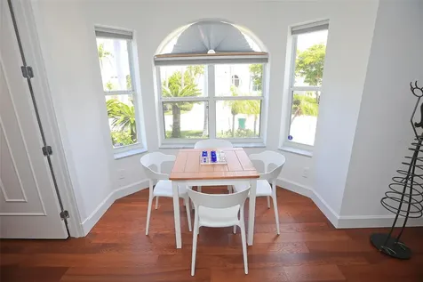 3527 Fair Oaks Lane Longboat Key FL 34228