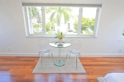 3527 Fair Oaks Lane Longboat Key FL 34228