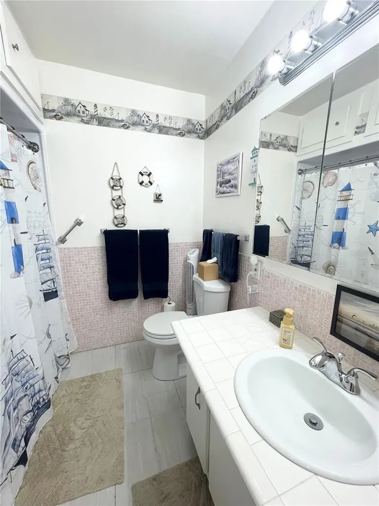 1600 W Lake Parker Drive Lakeland FL 33805