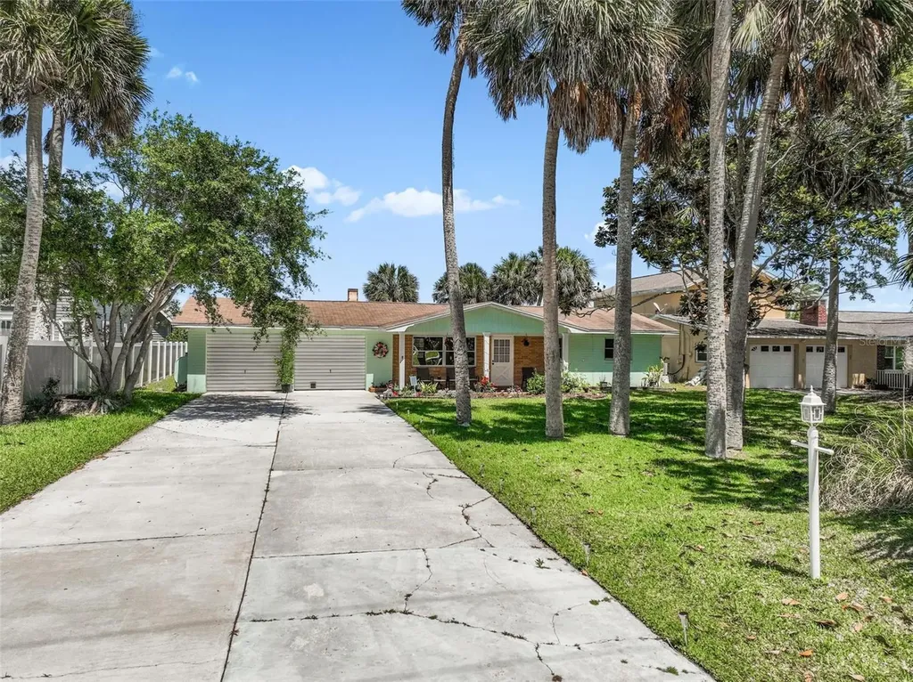 420 Lambert Avenue Flagler Beach FL 32136