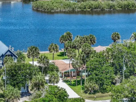 420 Lambert Avenue Flagler Beach FL 32136