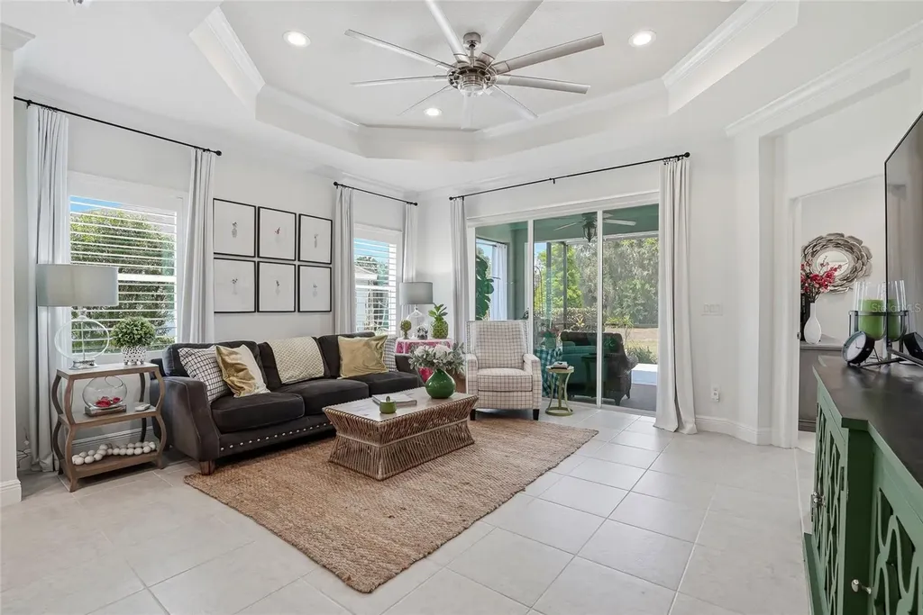 13553 Circa Crossing Drive Lithia FL 33547