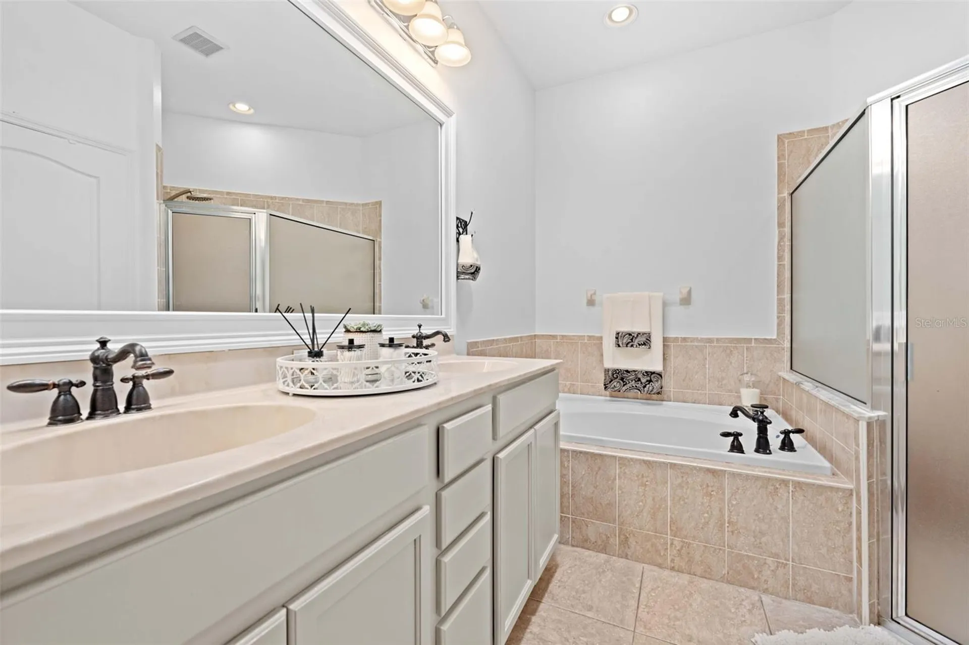 3348 Chapel Creek Circle Wesley Chapel FL 33544