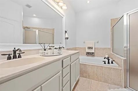 3348 Chapel Creek Circle Wesley Chapel FL 33544