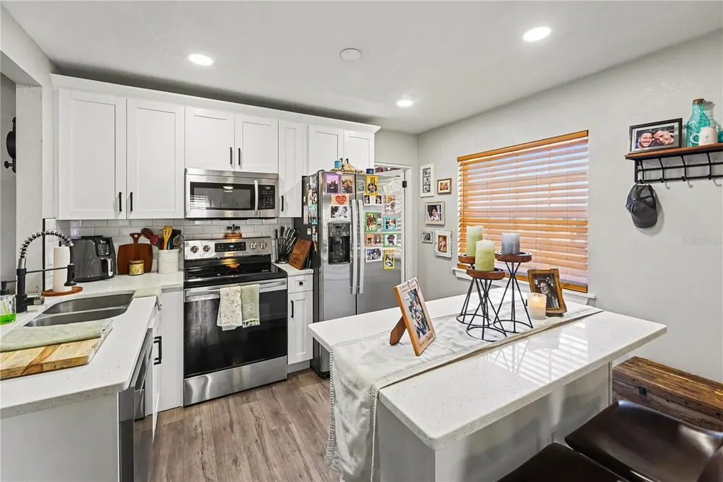 4127 6th Avenue St Petersburg FL 33713