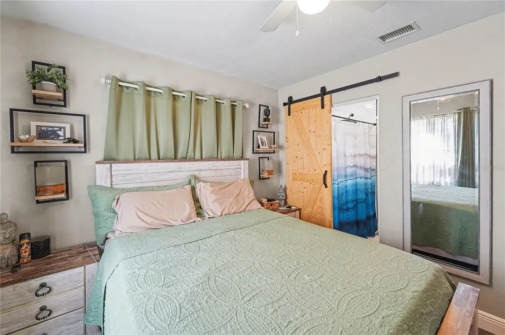 4127 6th Avenue St Petersburg FL 33713