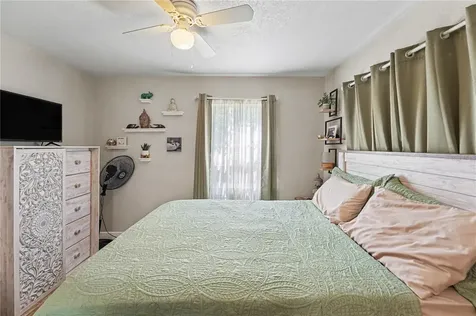 4127 6th Avenue St Petersburg FL 33713