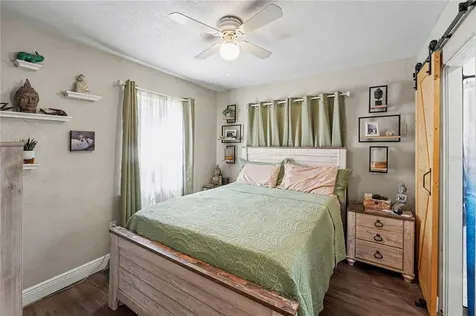 4127 6th Avenue St Petersburg FL 33713