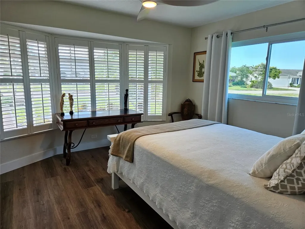 917 S Gondola Drive Venice FL 34293