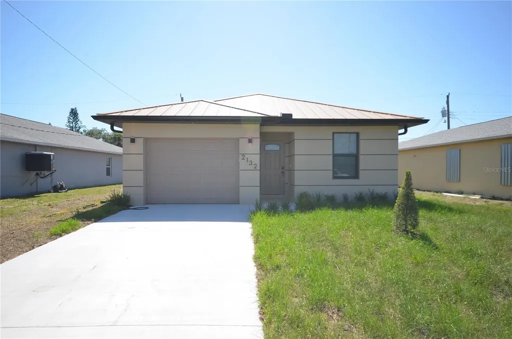 2132 Barker Boulevard Fort Myers FL 33916