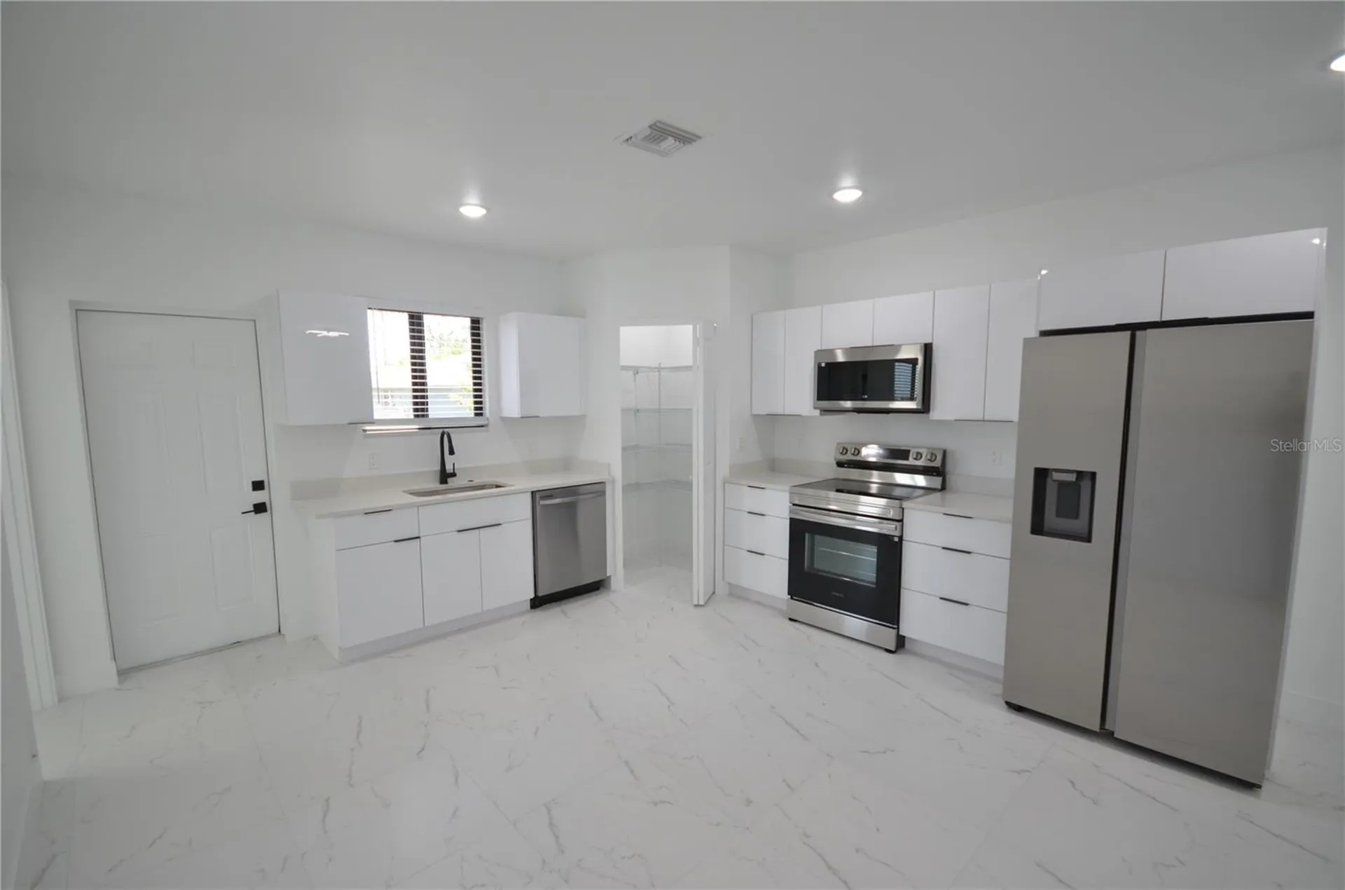 2132 Barker Boulevard Fort Myers FL 33916