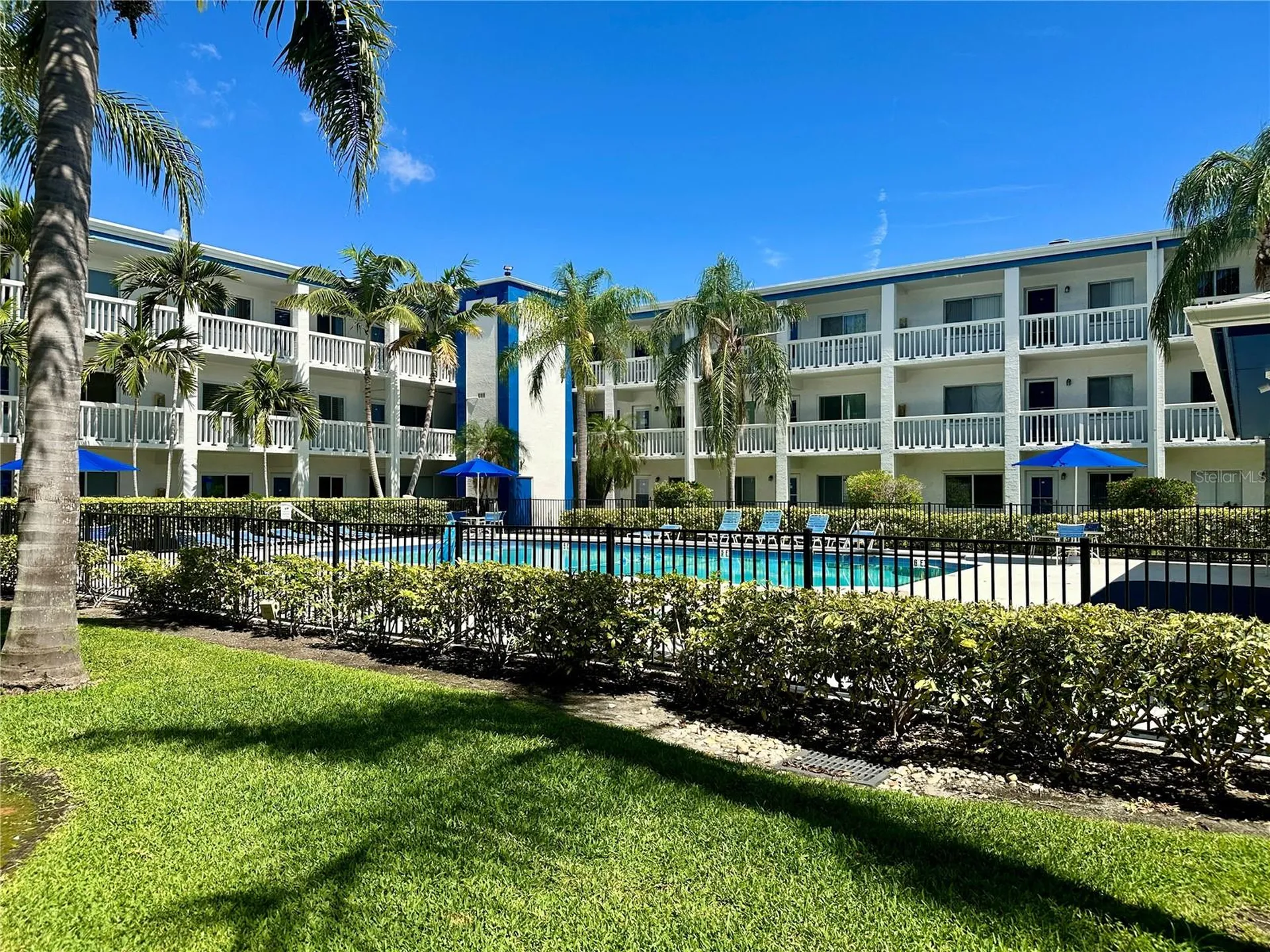 350 79th Avenue N St Petersburg FL 33702