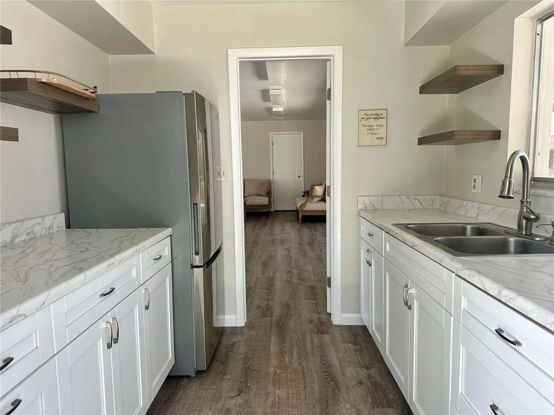 350 79th Avenue N St Petersburg FL 33702