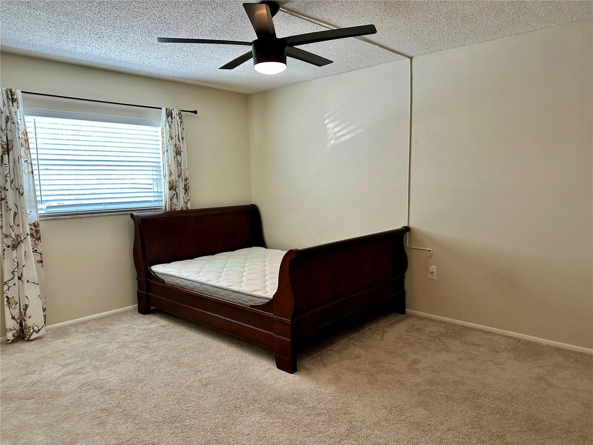 350 79th Avenue N St Petersburg FL 33702
