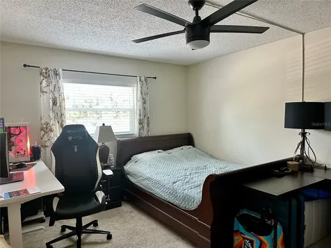 350 79th Avenue N St Petersburg FL 33702
