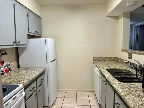 350 79th Avenue N St Petersburg FL 33702
