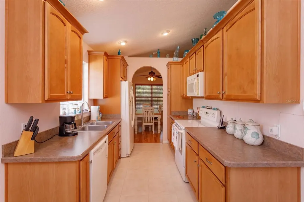 148 Lakeside Circle Sanford FL 32773