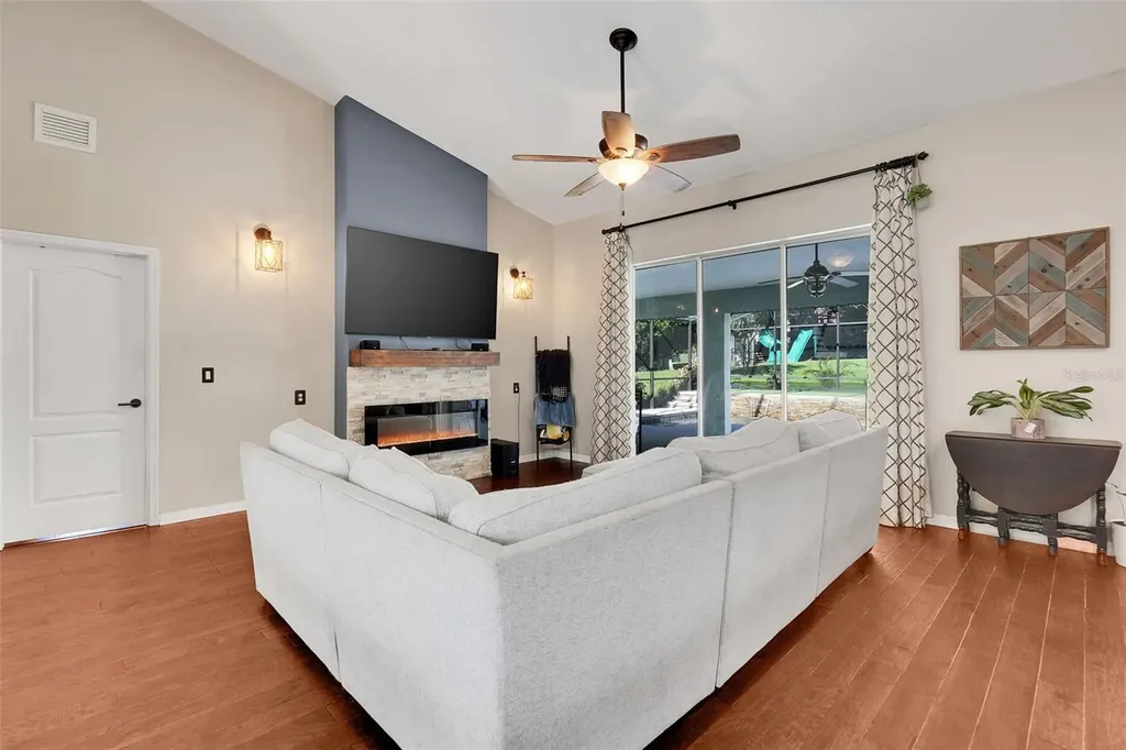 10583 Lake Hill Drive Clermont FL 34711
