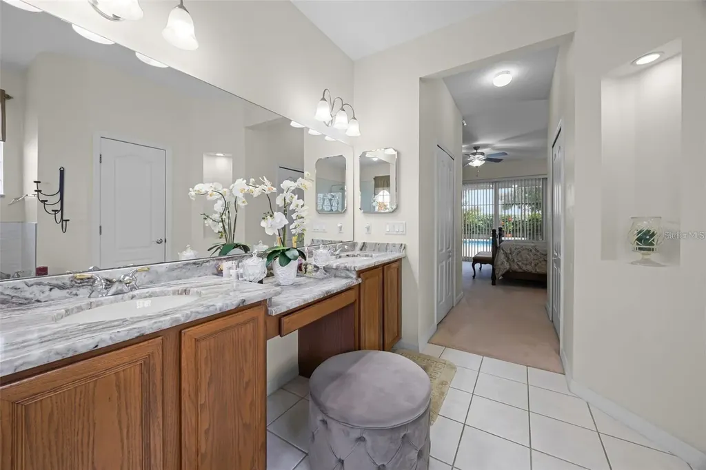 16301 Florence Oak Court Montverde FL 34756