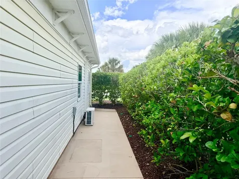 4817 SE 94th Avenue Webster FL 33597