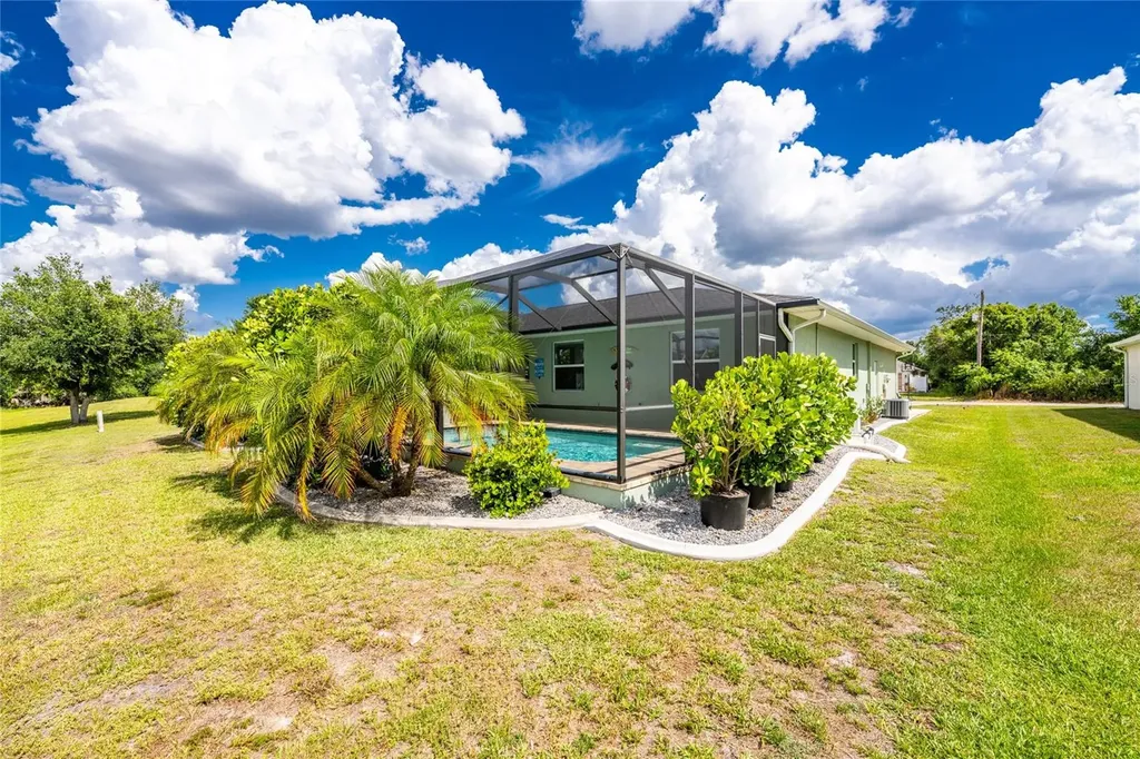 546 Santiguay Street Punta Gorda FL 33983