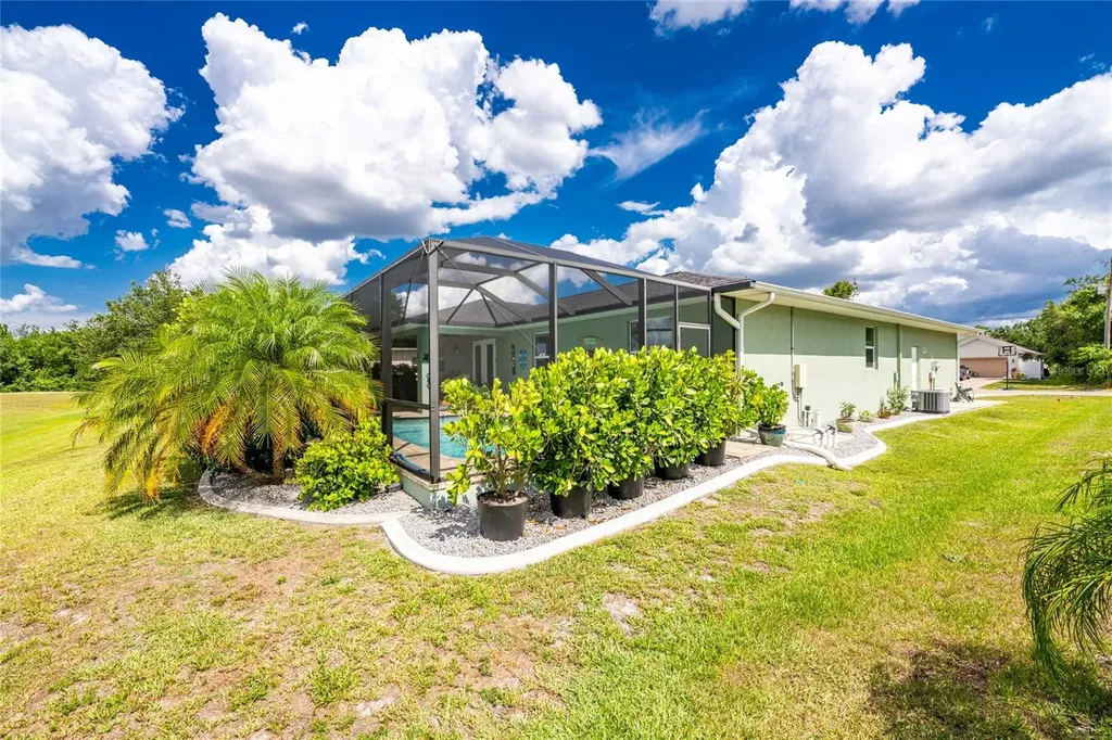 546 Santiguay Street Punta Gorda FL 33983