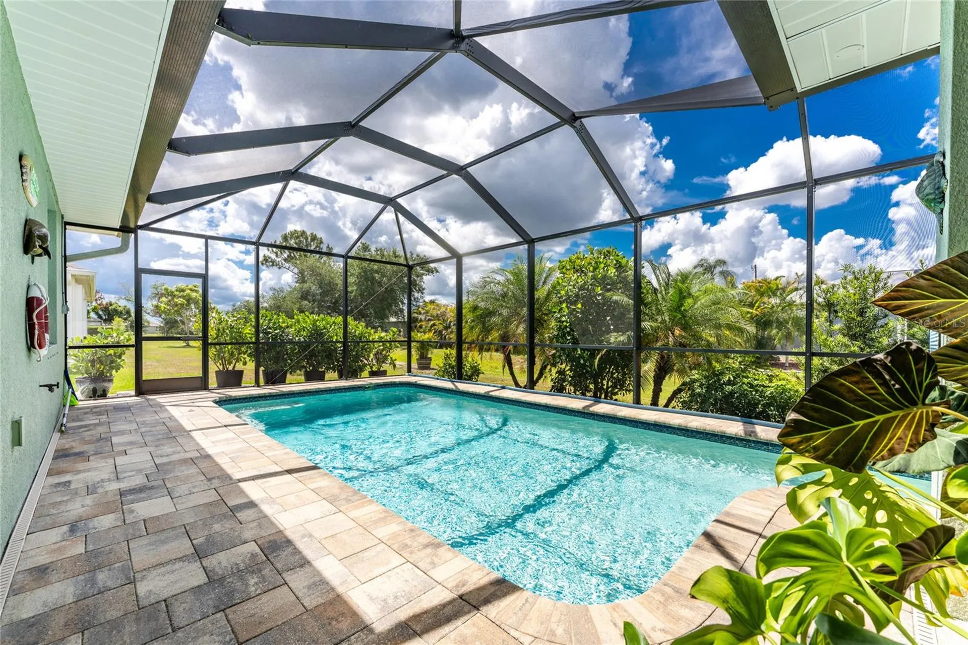 546 Santiguay Street Punta Gorda FL 33983