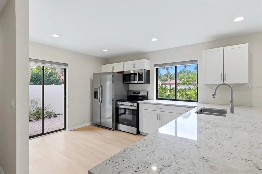 6403 Pelican Drive Bradenton FL 34210