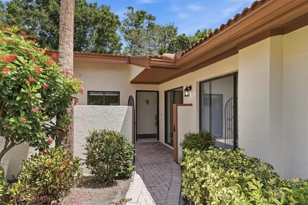 6403 Pelican Drive Bradenton FL 34210