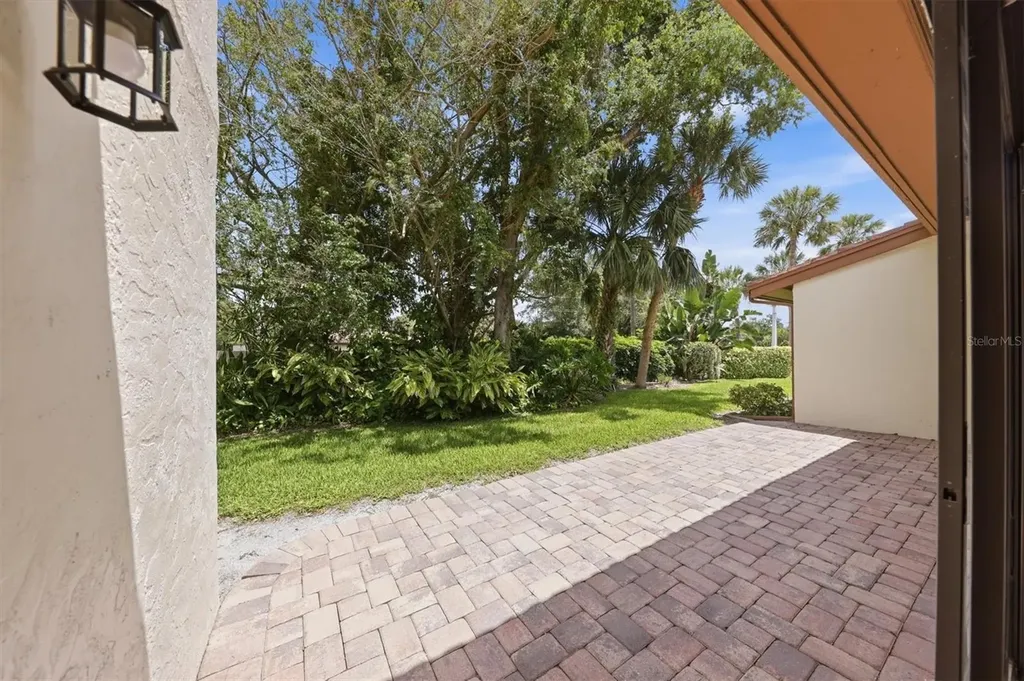 6403 Pelican Drive Bradenton FL 34210