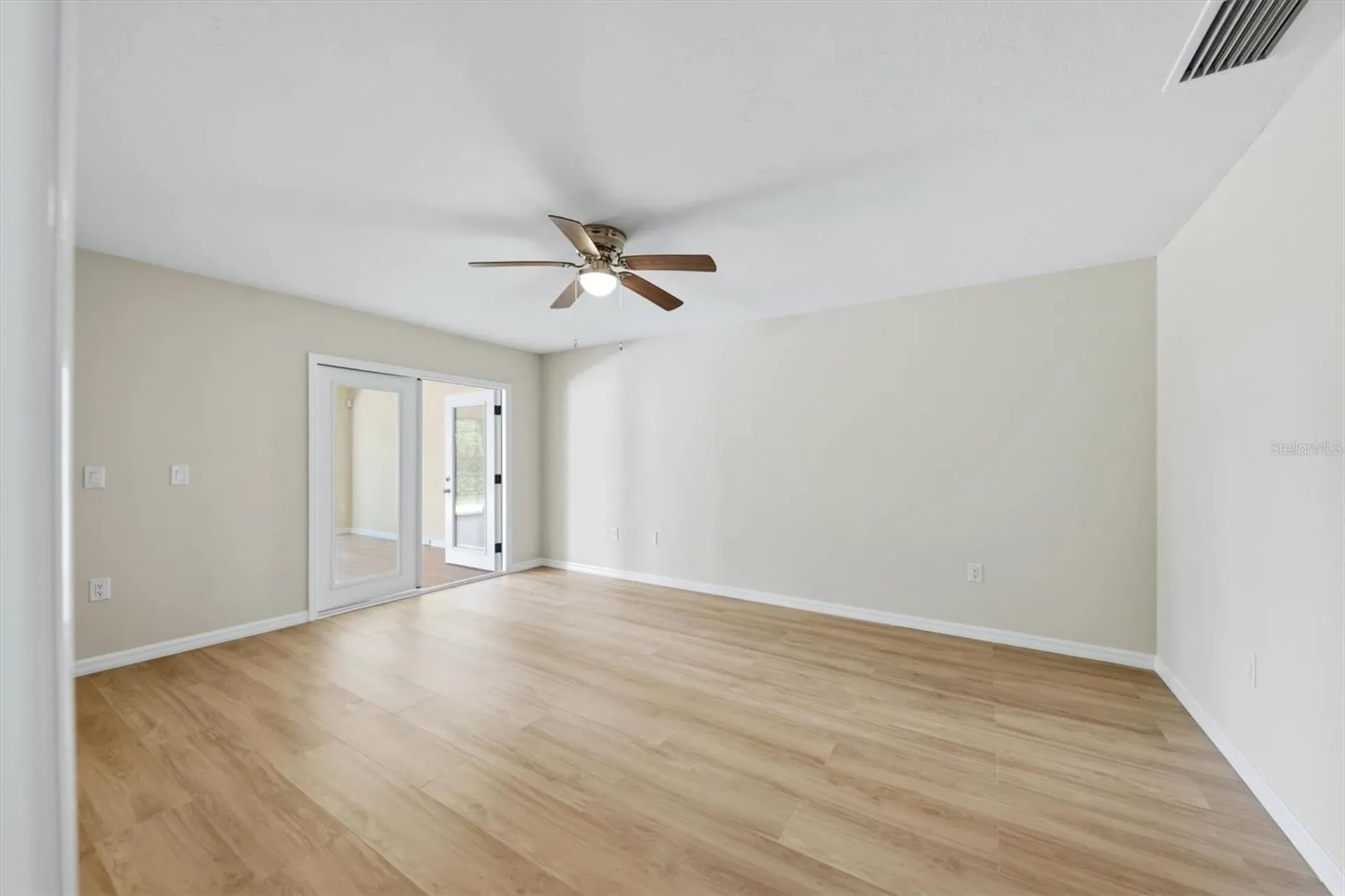 6403 Pelican Drive Bradenton FL 34210