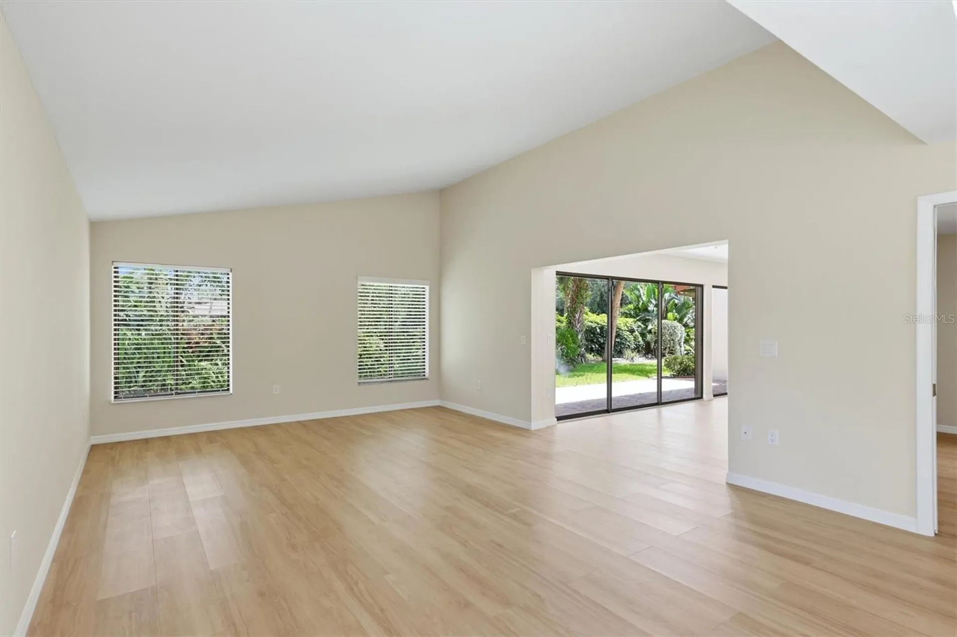 6403 Pelican Drive Bradenton FL 34210