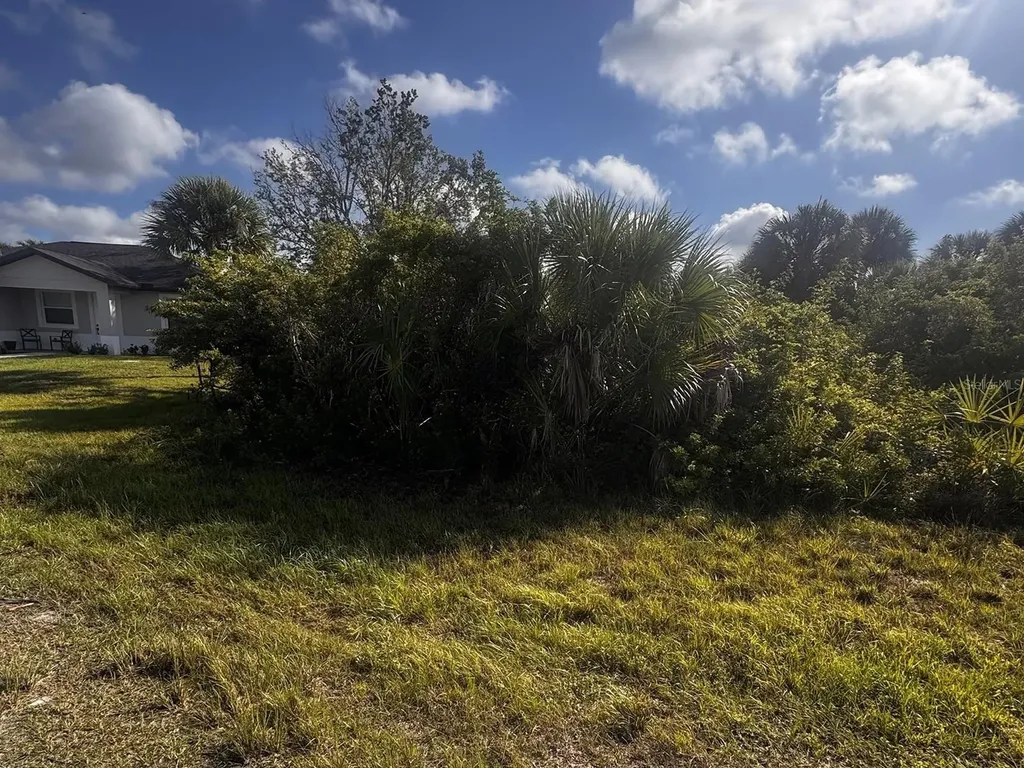 104 Arrow Lane Rotonda West FL 33947