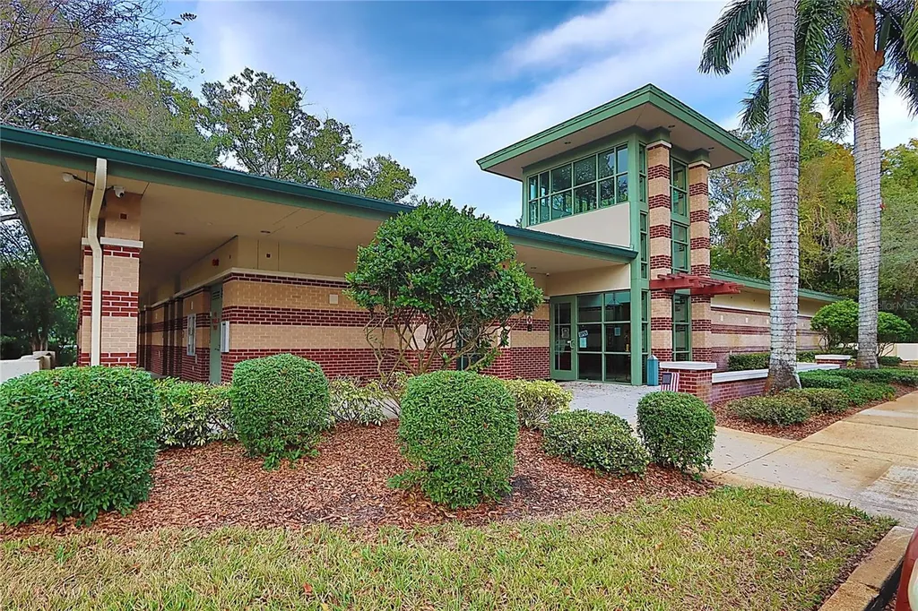 3307 Nakora Drive Tampa FL 33618