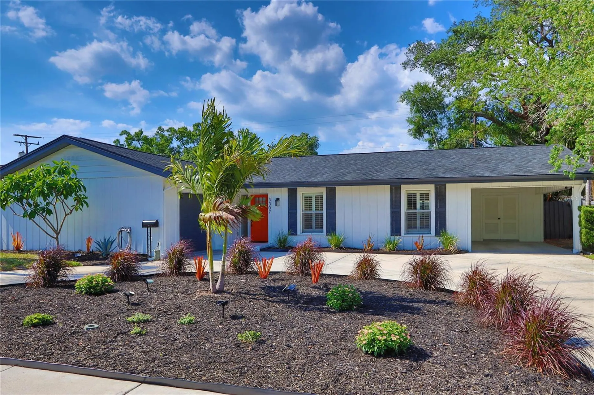 3307 Nakora Drive Tampa FL 33618