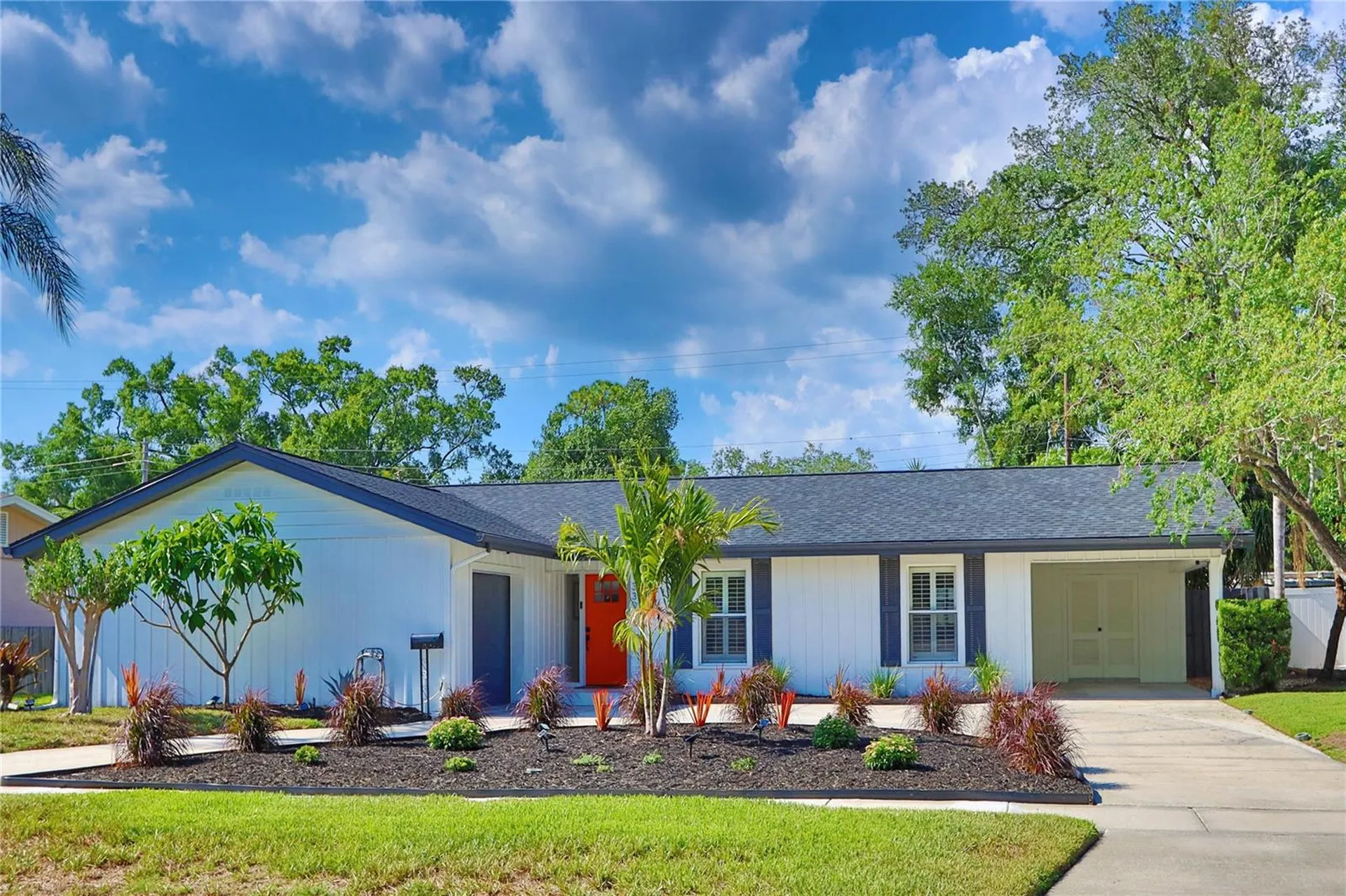 3307 Nakora Drive Tampa FL 33618