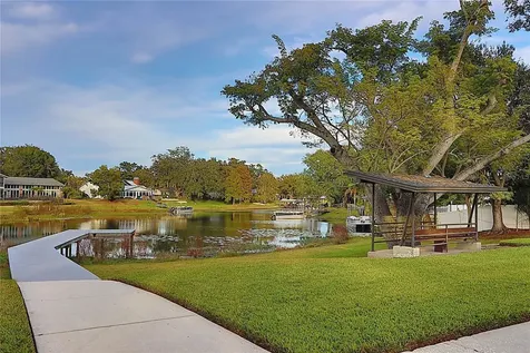 3307 Nakora Drive Tampa FL 33618