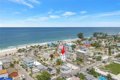 30 80th Avenue Treasure Island FL 33706