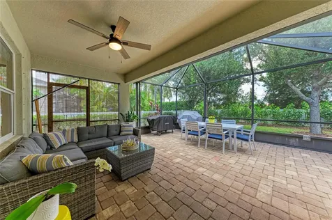 11960 Forest Park Circle Bradenton FL 34211