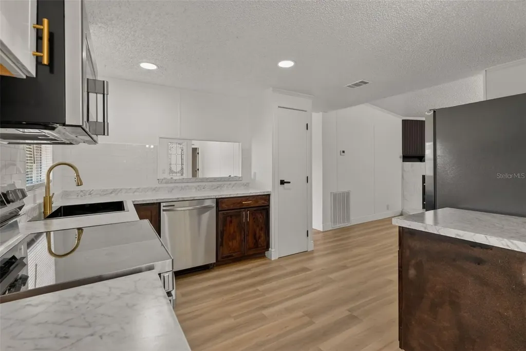 4970 N Redwood Avenue Hernando FL 34442