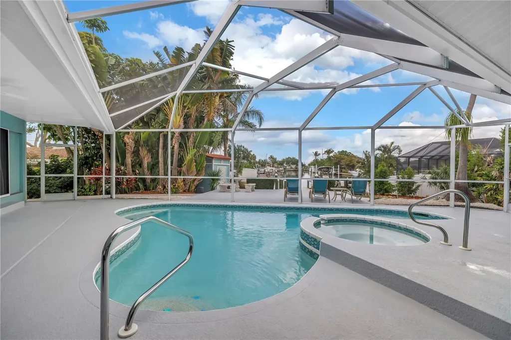 4911 Palmetto Point Drive Palmetto FL 34221