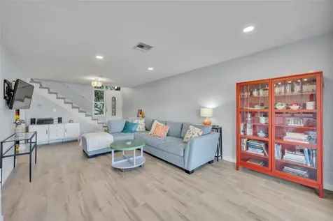 897 Jonathan Way Altamonte Springs FL 32701