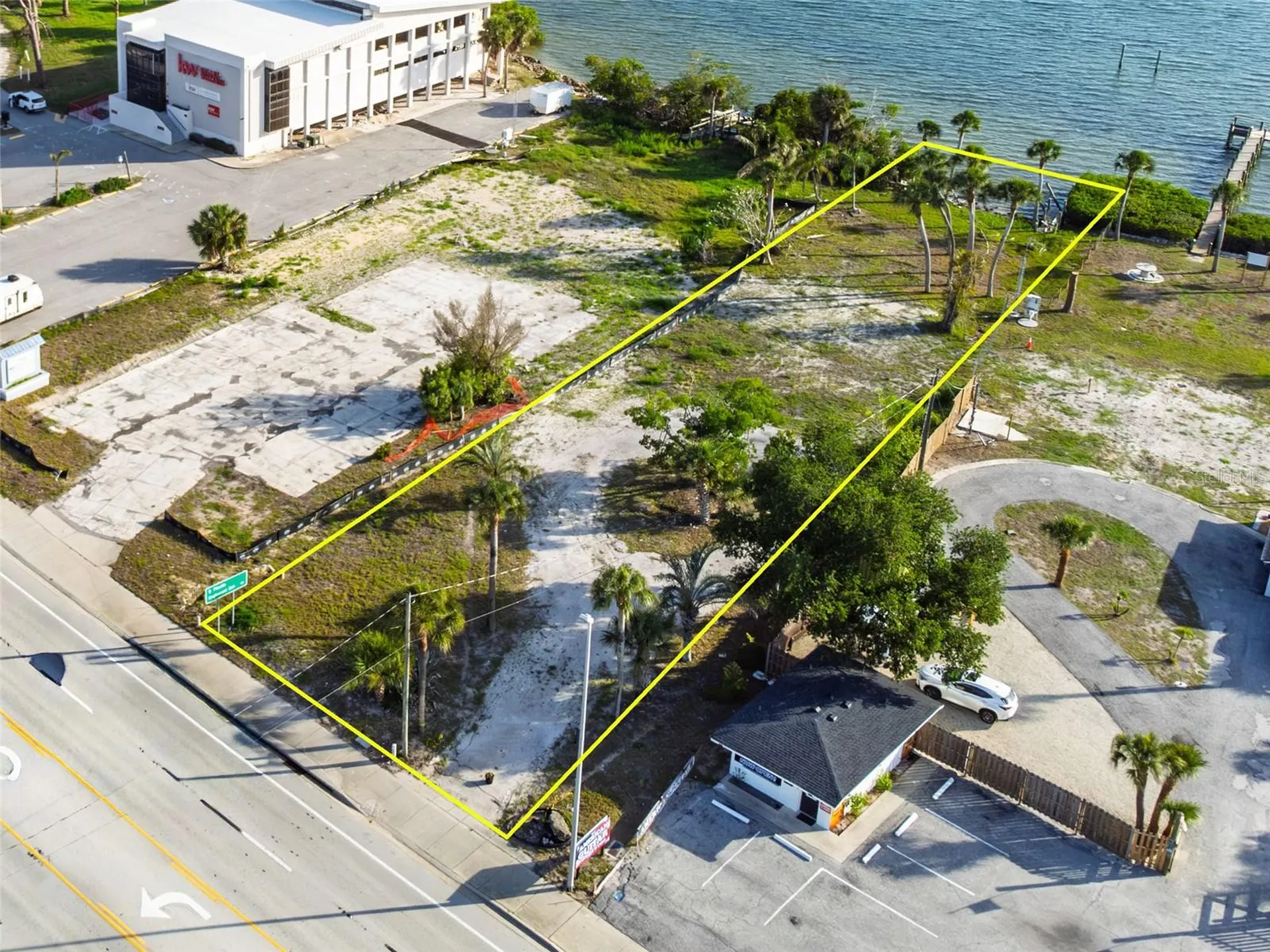 1144 S Mccall Road Englewood FL 34223