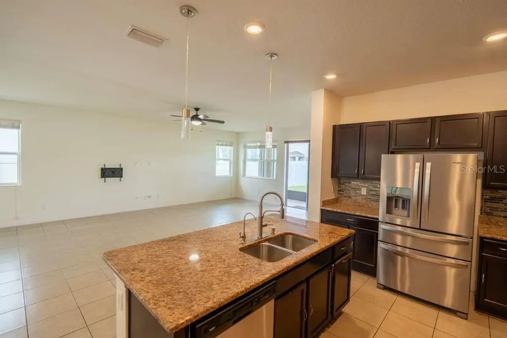 11517 Palmetto Sands Court Tampa FL 33626