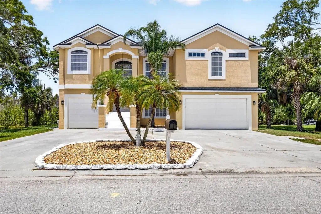 7445 Gulf Way Hudson FL 34667