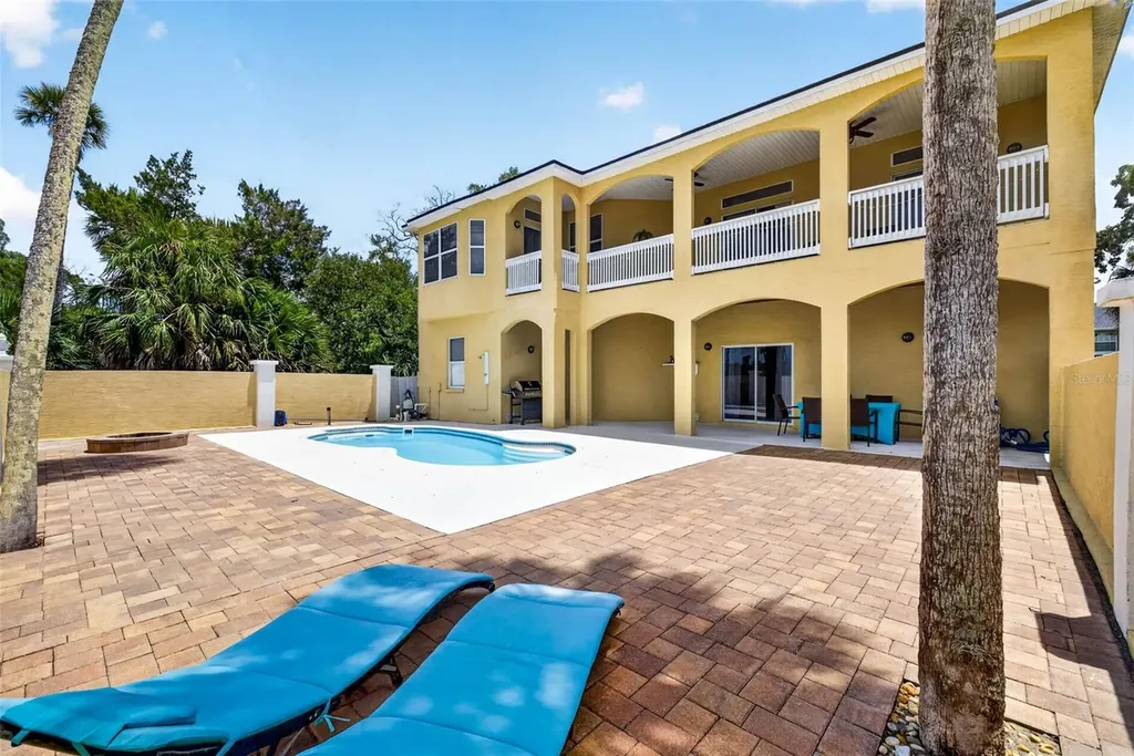 7445 Gulf Way Hudson FL 34667