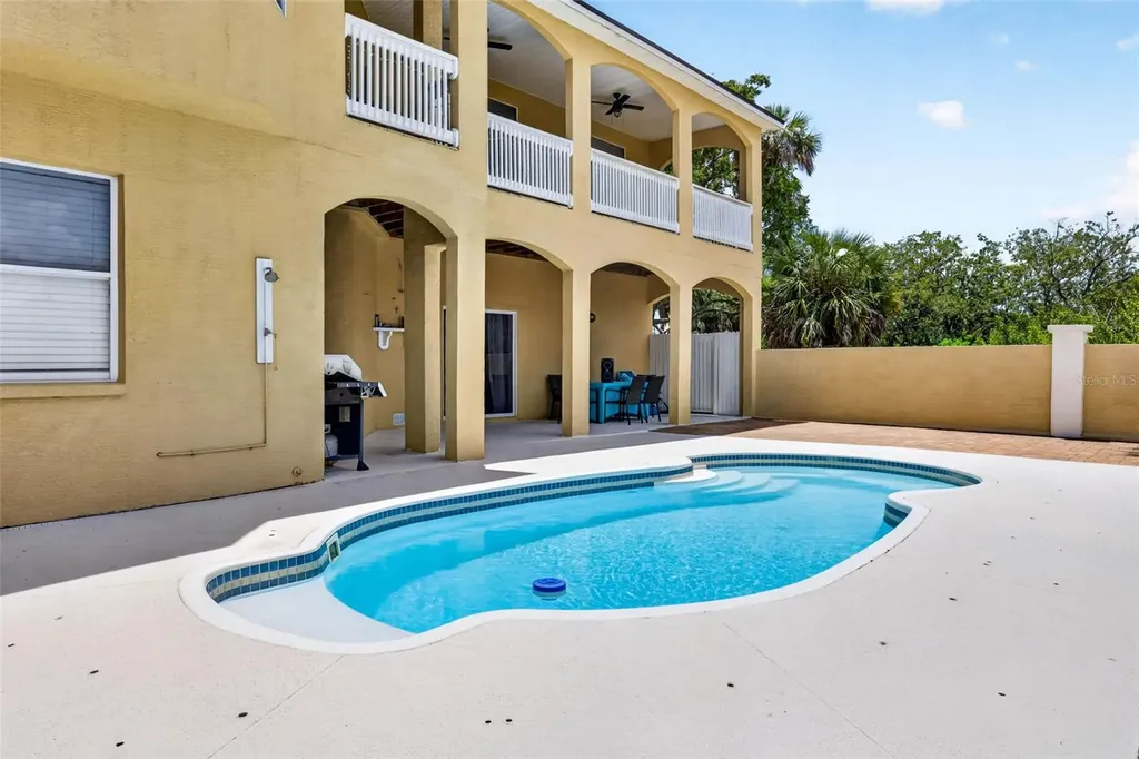 7445 Gulf Way Hudson FL 34667