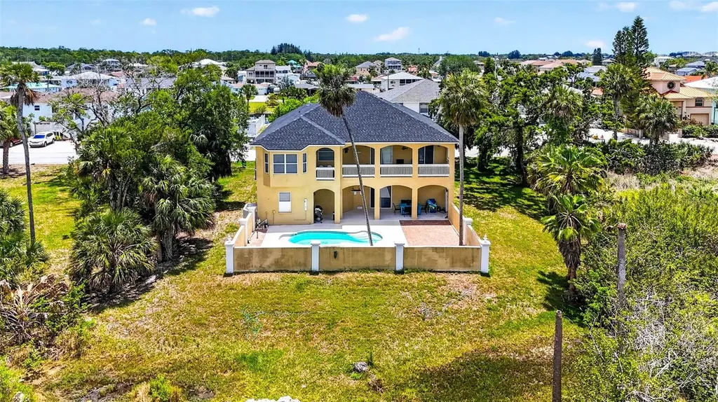 7445 Gulf Way Hudson FL 34667