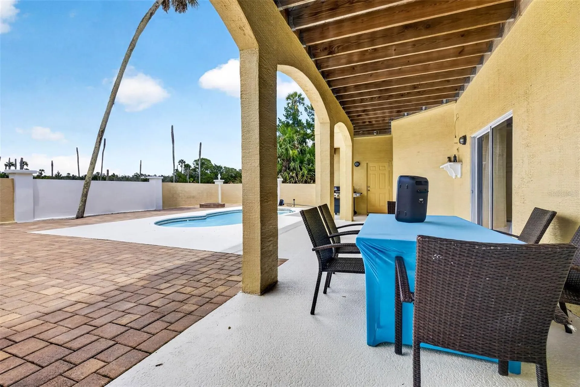 7445 Gulf Way Hudson FL 34667