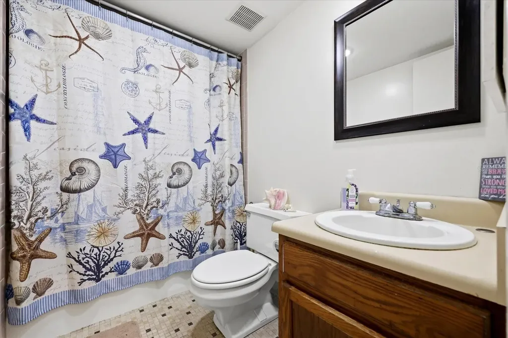 818 Bahia Del Sol Drive Ruskin FL 33570